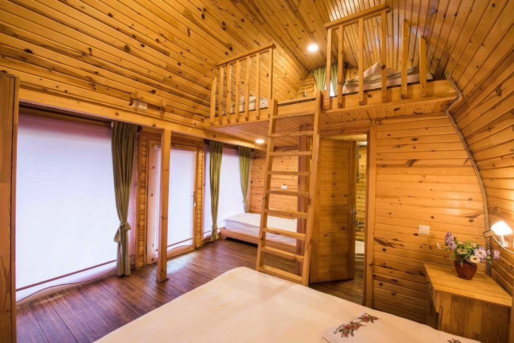 Otantik Tas Ev Bed & Breakfast Dalaman Exterior photo