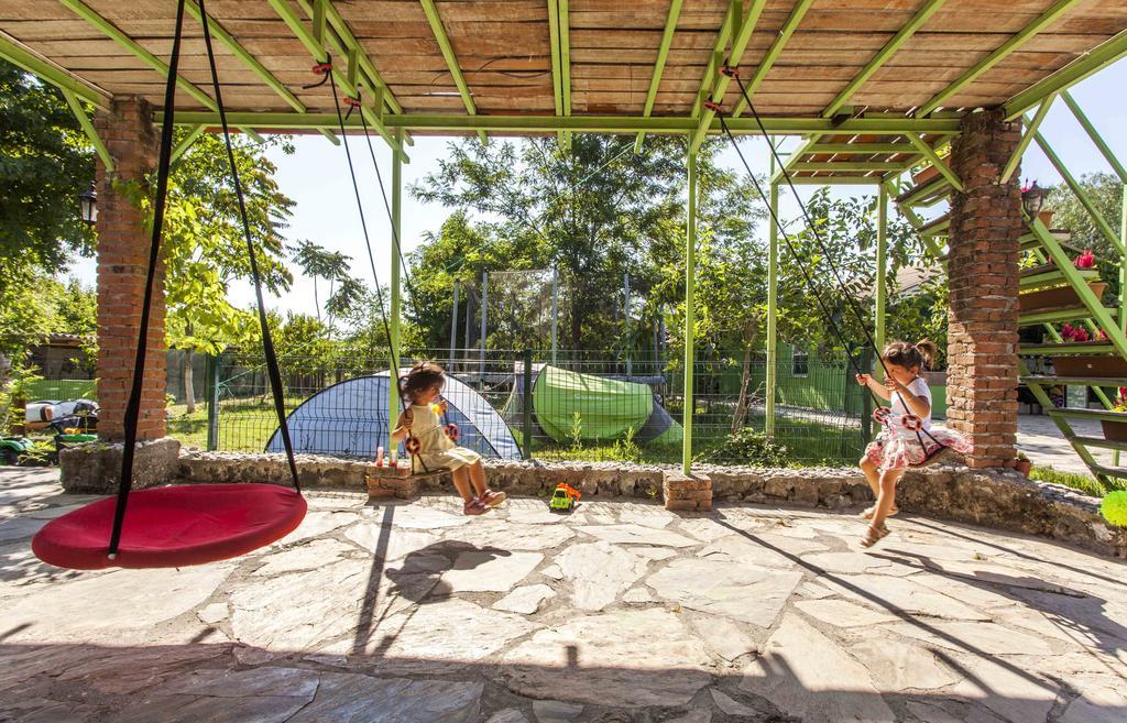 Otantik Tas Ev Bed & Breakfast Dalaman Exterior photo