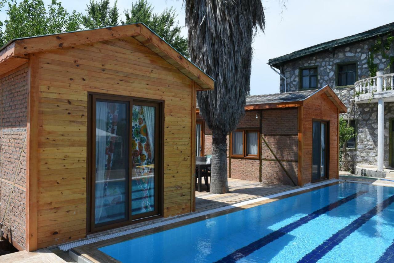 Otantik Tas Ev Bed & Breakfast Dalaman Exterior photo
