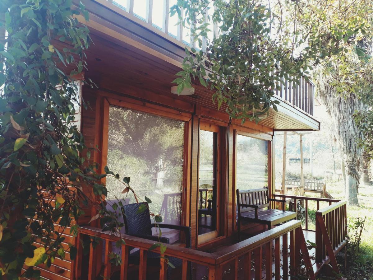 Otantik Tas Ev Bed & Breakfast Dalaman Exterior photo